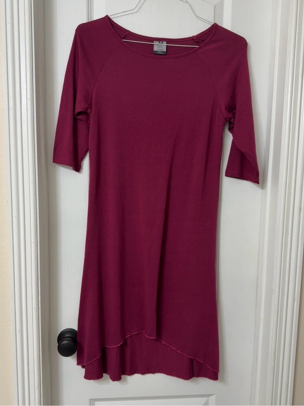 JM Collection burgundy scoop neck 3/4 sleeves high-low hem size S